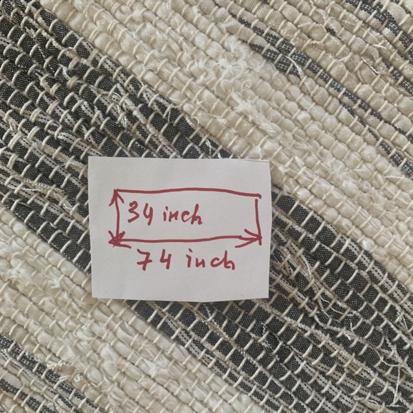 SOLD ! Runner/Area Rug. NWOT - Picture 11 of 14